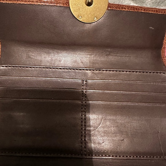 Coach Wallet *EXCELLENT CONDITION* - Picture 12 of 12